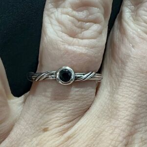 Peter Thomas Roth Silver Twisted Band Ring with Dark Blue Stone